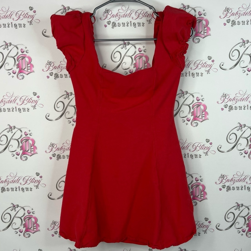 Jessica Simpson dress smocked puff sleeve bright Vibrant Red Textured Dress